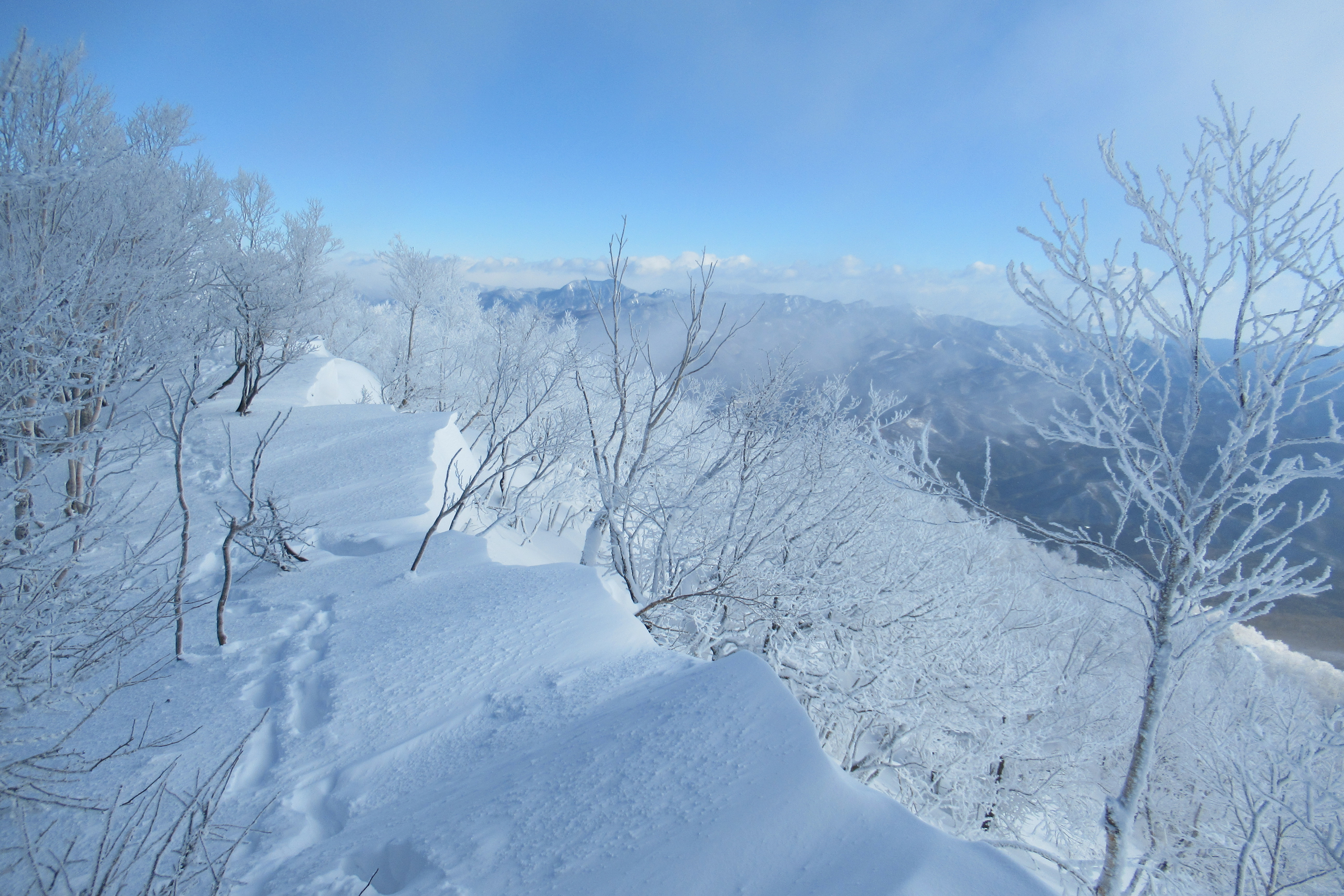 厳冬の赤城山 最高峰の黒檜山 そして駒ケ岳へ Itachiは山に登る