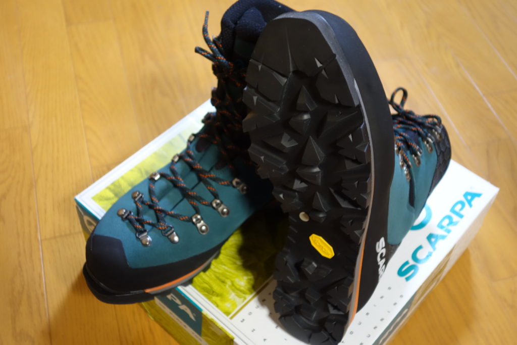雪山用登山靴を買う「スカルパ モンブランGTXを購入♪」 | itachiは山 